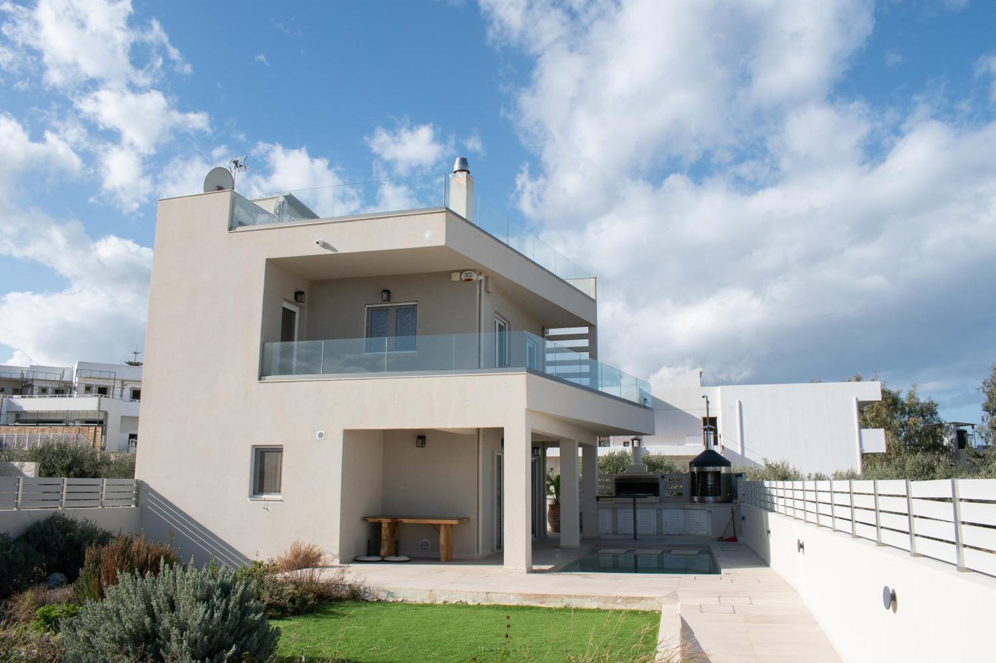 Villa Constantino With Heated Pool Kato Gouves Екстериор снимка
